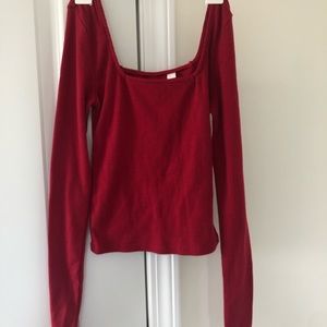 Off the shoulder long sleeve